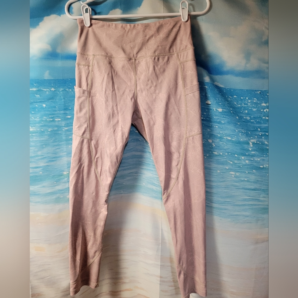 ZYIA ACTIVE LADIES SIZE 6-8 PINK LEGGINGS LIGHTENING PATTERN
